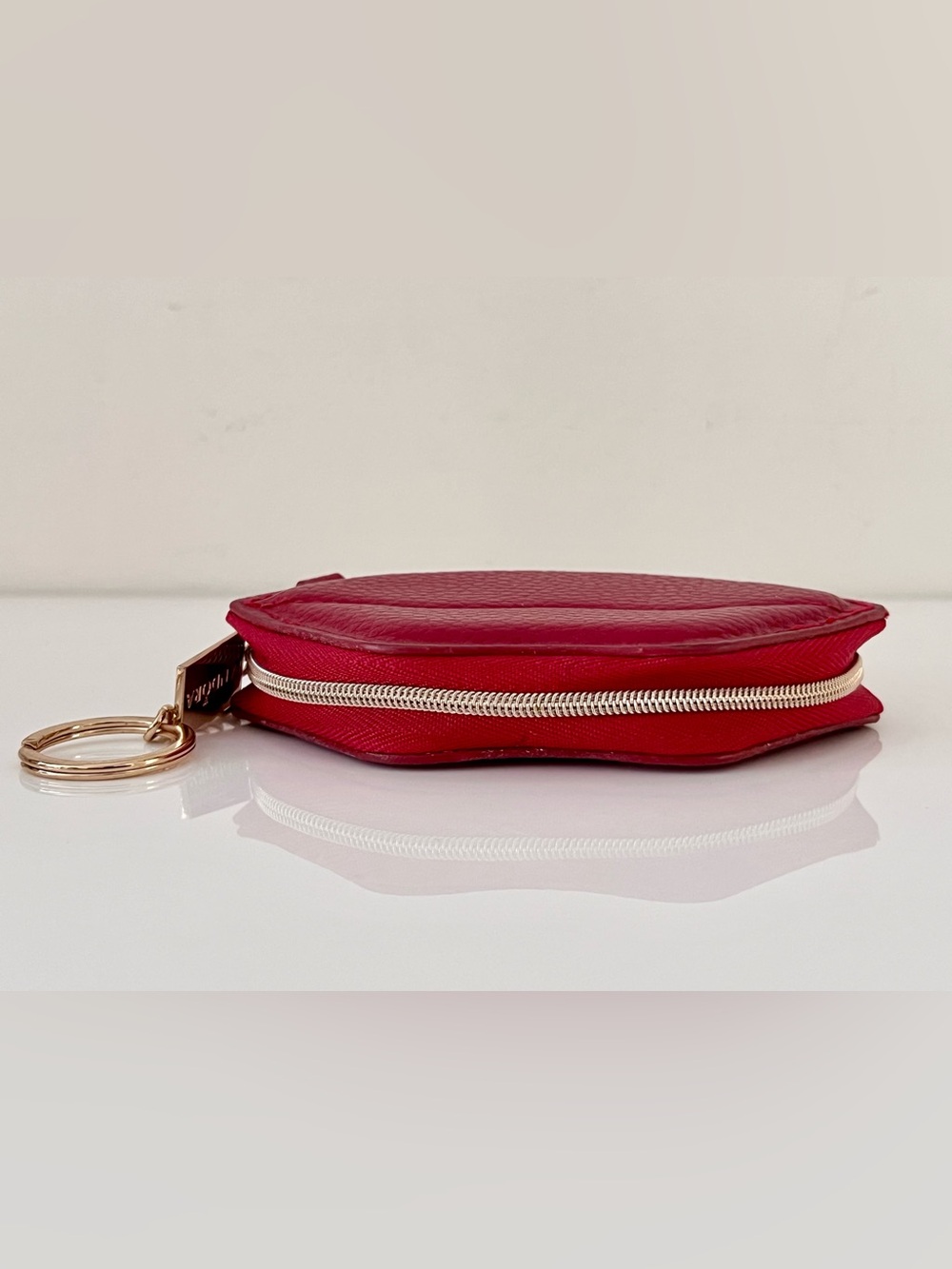 Pandora Kiss More Lips Coin Purse Keychain Red Leather Collectible - Picture 6 of 11